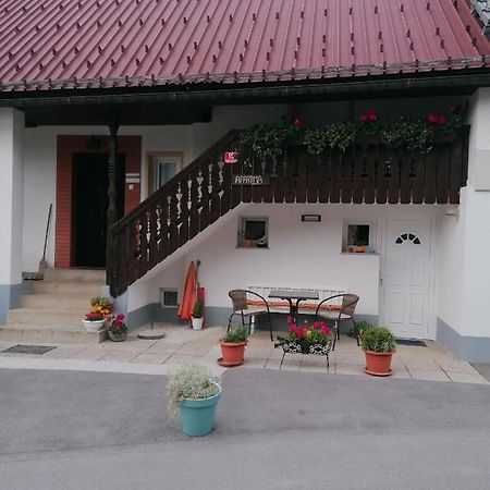 Apartmaji Korosec Na Koprivniku Lägenhet Koprivnik v Bohinju Exteriör bild